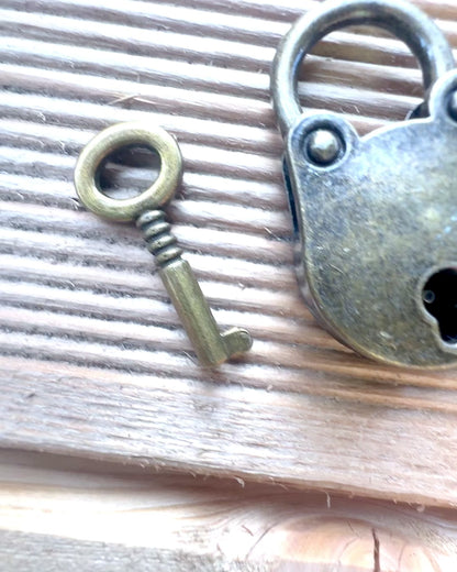 Mini-cadenas d'amour - Ensemble de 2 cadenas rétro gravés, personnalisation pour cadeau
