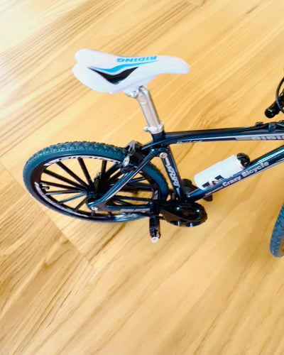 Miniature Metal Model Red Bicycle "SpeedMaster" personalized with engraving as a gift, 2 color variants