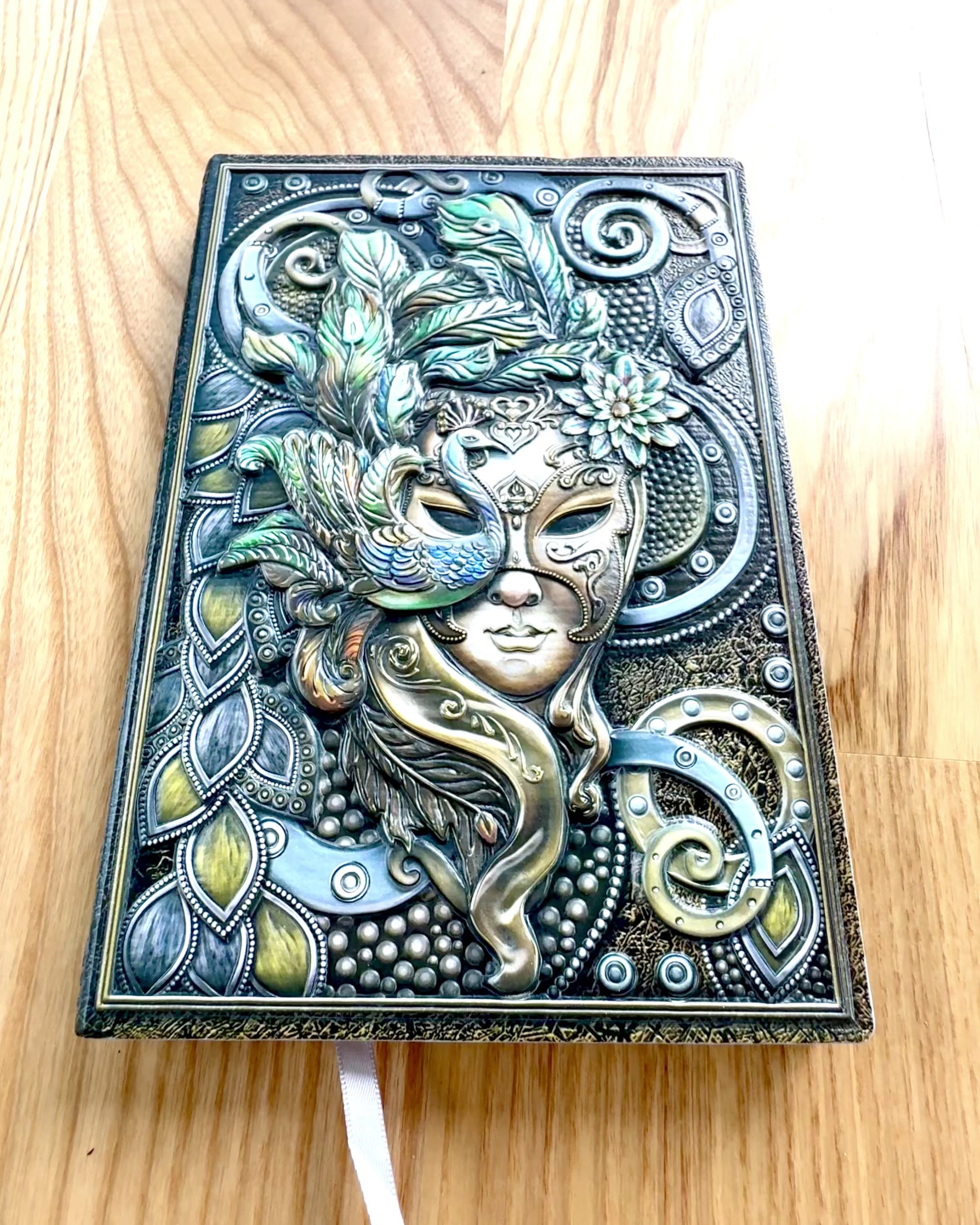 Künstlerisches Notizbuch, Notizblock Maskarada - A5, Personalisierung mit Gravur als Geschenk
