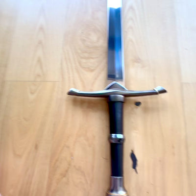 Stalen ridderzwaard in schede 105 cm - Elegante replica van roestvrij staal met mogelijkheid tot graveren