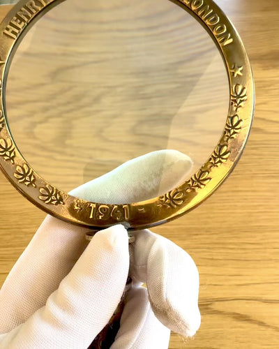 Messing Vergrootglas Navigator 1941 met Leren Etui – Handgemaakt, Premium, mogelijkheid tot personalisatie als cadeau