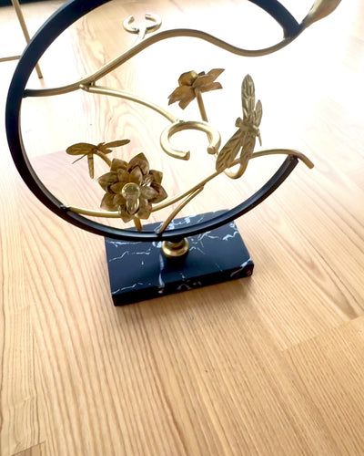 "Elegant Insect" Stand - for wine bottle and glasses, height 33 cm, customizable with engraving for a gift