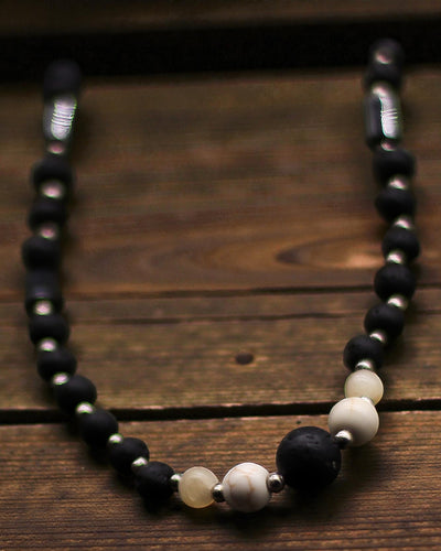 Halskette Essenz des Vulkans – Kulturelle Verbindung